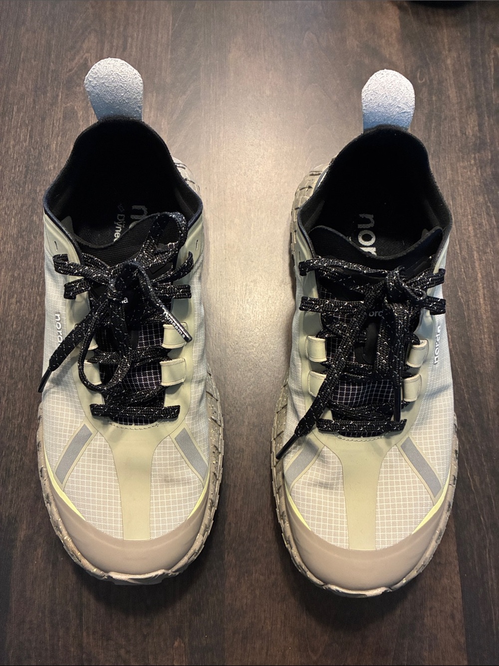 Women’s Lightweight Trail Sneakers in Pale Green and Black - (Brand: Norda)
